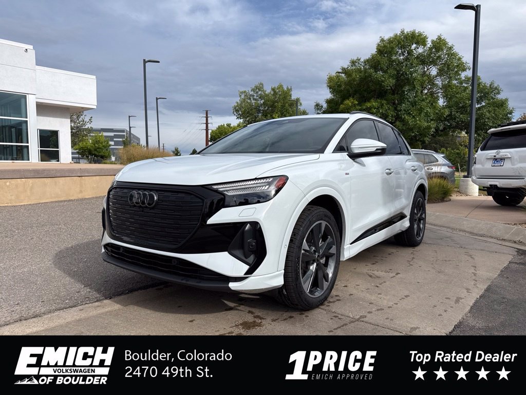 Used 2024 Audi Q4 e-tron Prestige w/ Black Optic Package