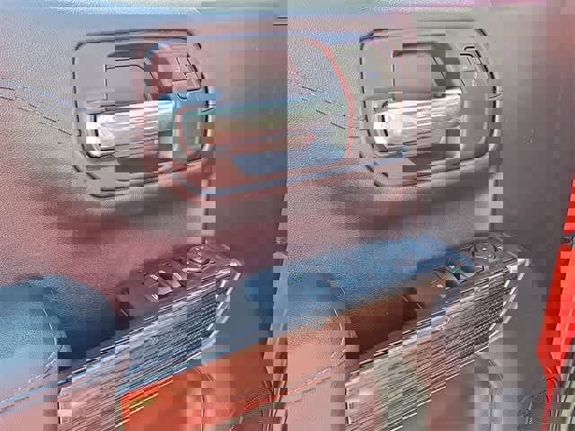 Used 2021 Chevrolet Silverado 1500 RST image 28