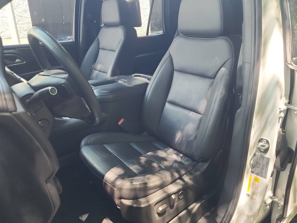Certified 2023 Chevrolet Tahoe Z71 w/ Luxury Package AWD/4WD image 20
