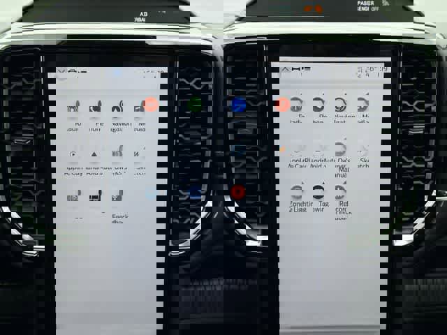 Used 2025 Ford Ranger Lariat w/ FX4 Off-Road Package image 13