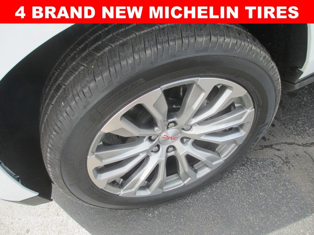 Used 2021 GMC Yukon XL Denali w/ Denali Ultimate Package AWD/4WD image 3