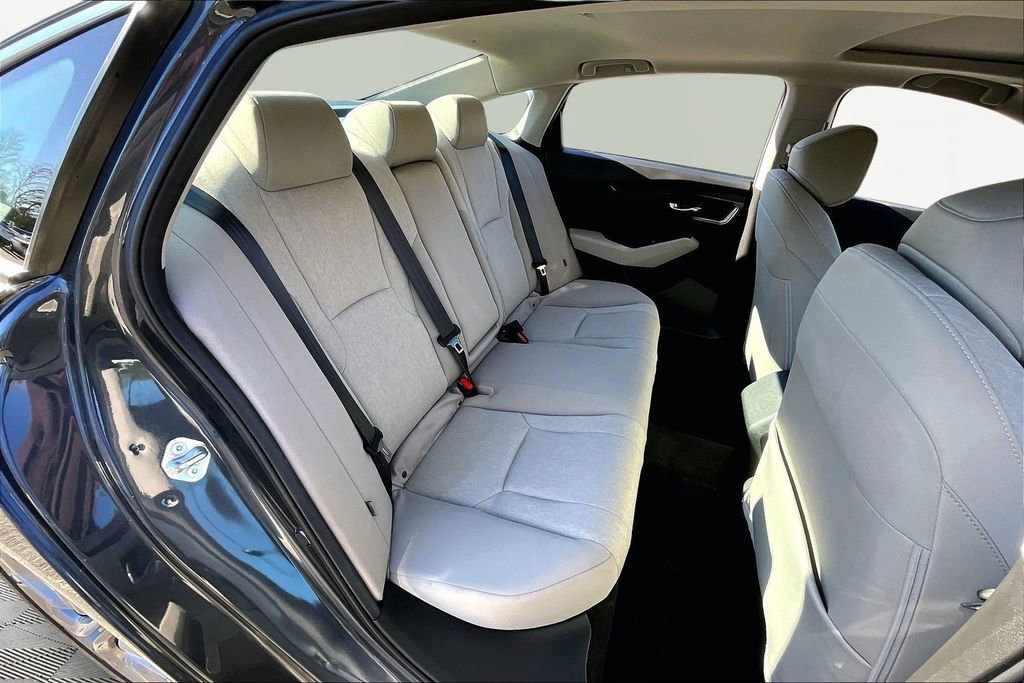 Used 2024 Honda Accord EX image 19