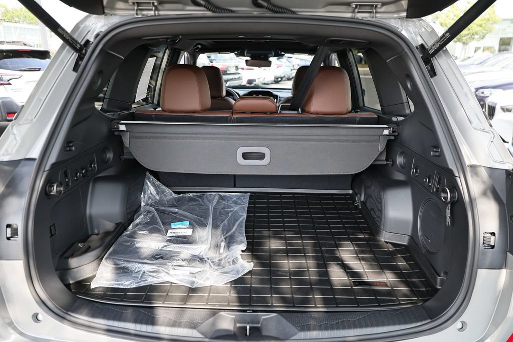 Used 2025 Subaru Forester Touring AWD/4WD image 30