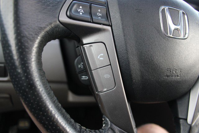 Used 2012 Honda Odyssey Touring Elite image 37