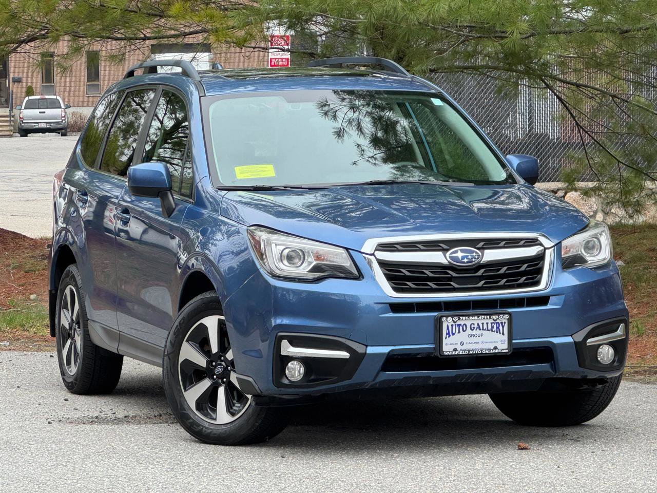Used 2017 Subaru Forester 2.5i Limited AWD/4WD image 1