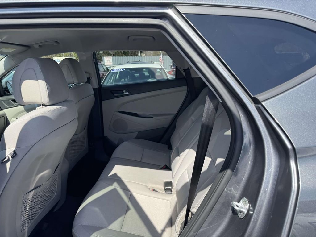 Used 2017 Hyundai Tucson SE image 12