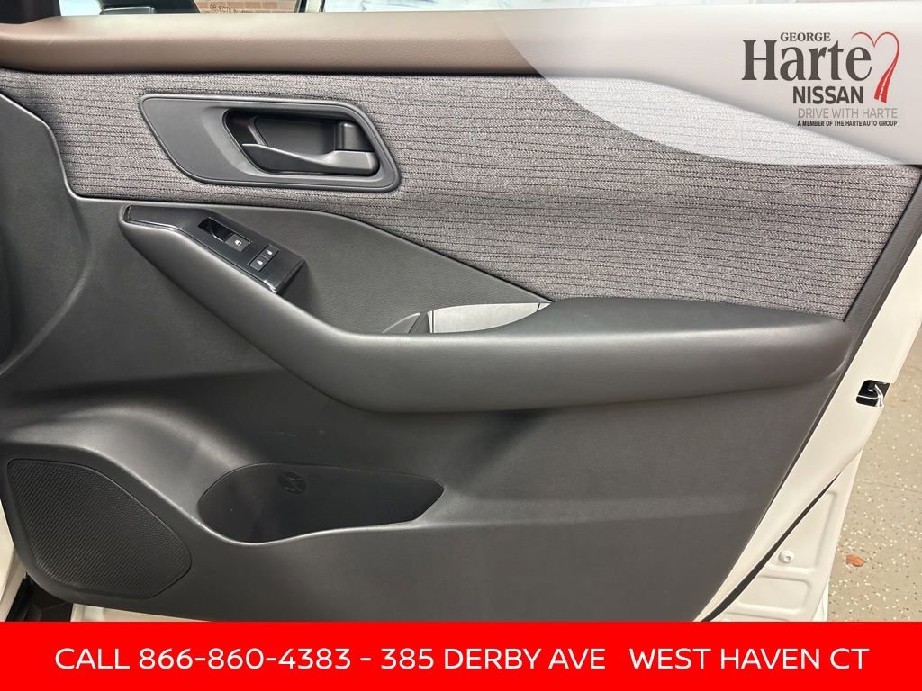 Certified 2023 Nissan Rogue S image 36