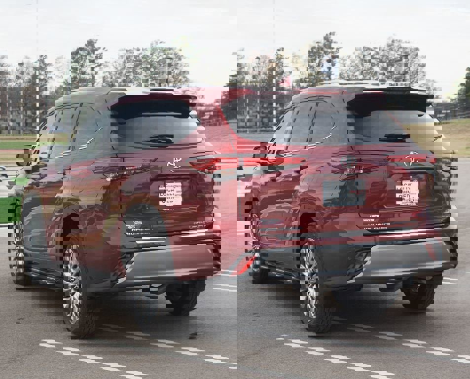 Used 2022 Toyota Highlander Platinum image 18