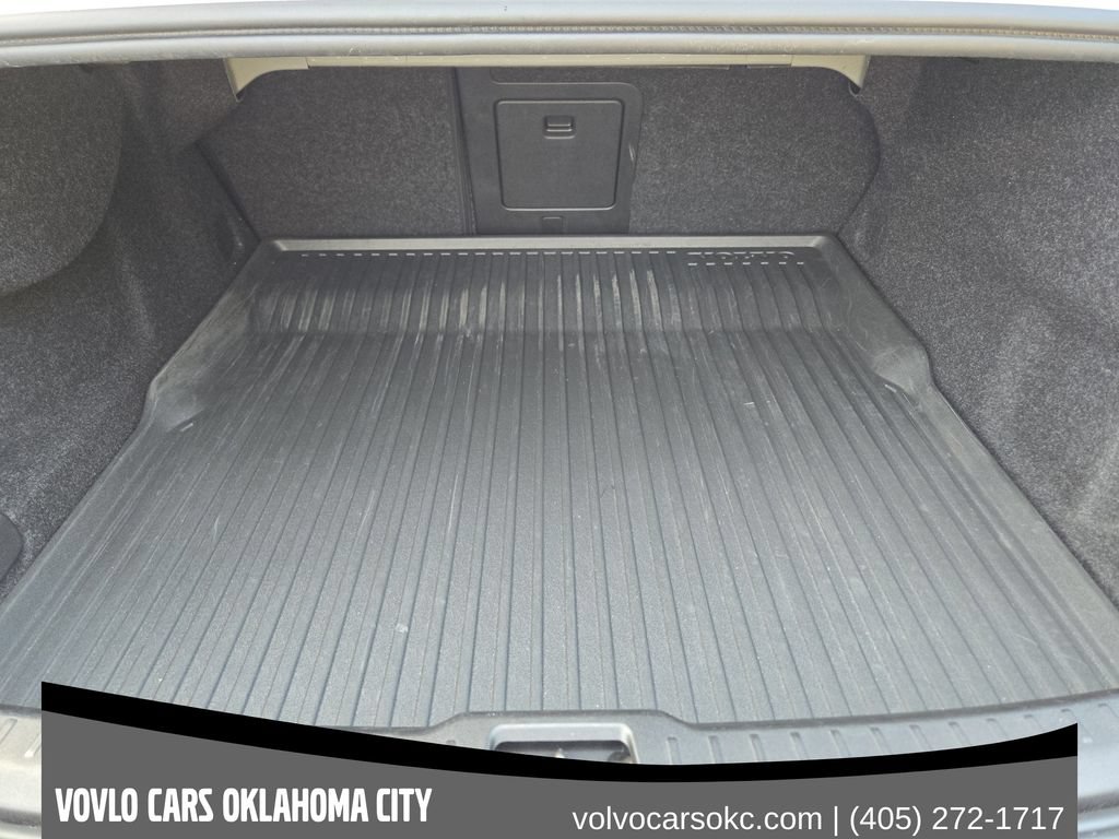 Used 2024 Volvo S60 B5 Plus w/ Protection Package Premier FWD image 27