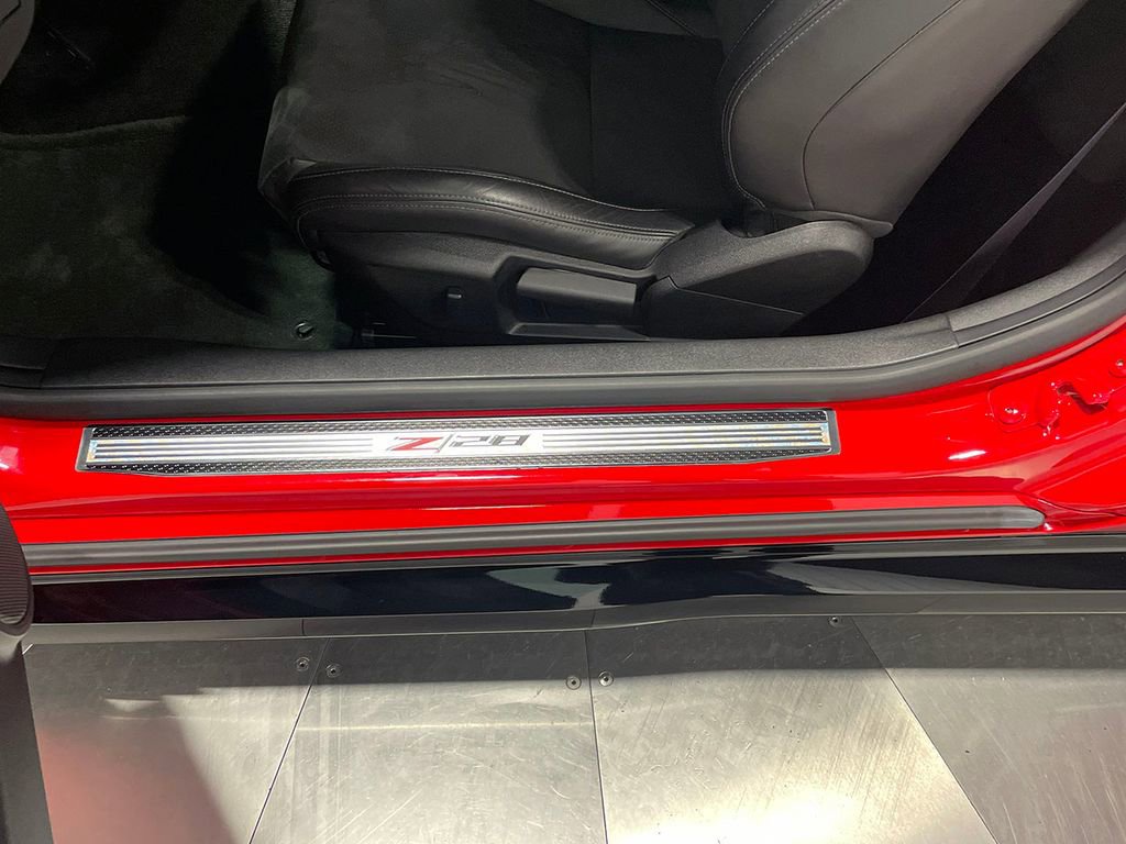 Used 2015 Chevrolet Camaro Z/28 RWD image 61