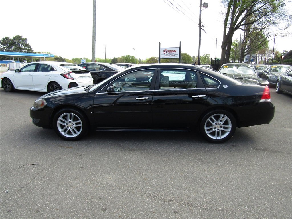 Used 2009 Chevrolet Impala LTZ image 4