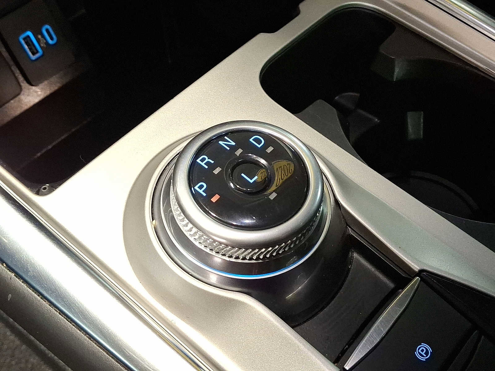 Used 2022 Ford Explorer XLT w/ Equipment Group 202A image 15