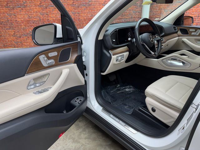 Certified 2025 Mercedes-Benz GLE 450e 4MATIC image 10