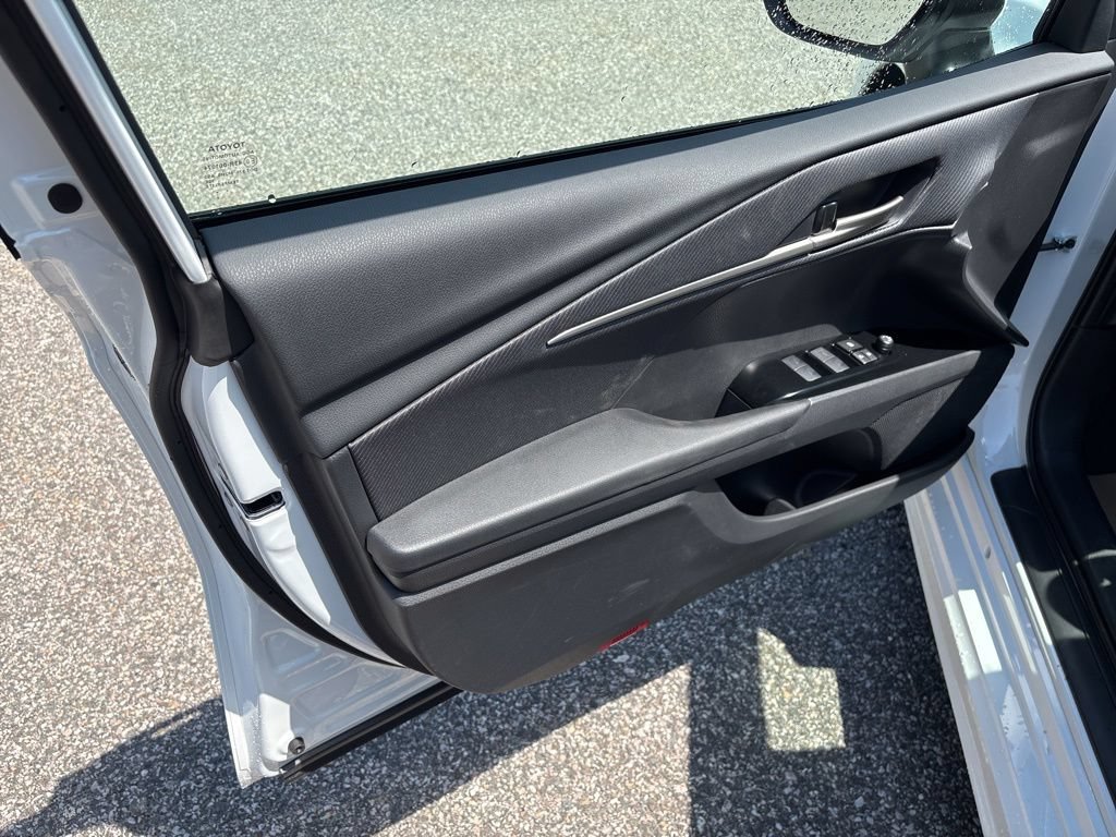 Certified 2026 Toyota Camry SE FWD image 12
