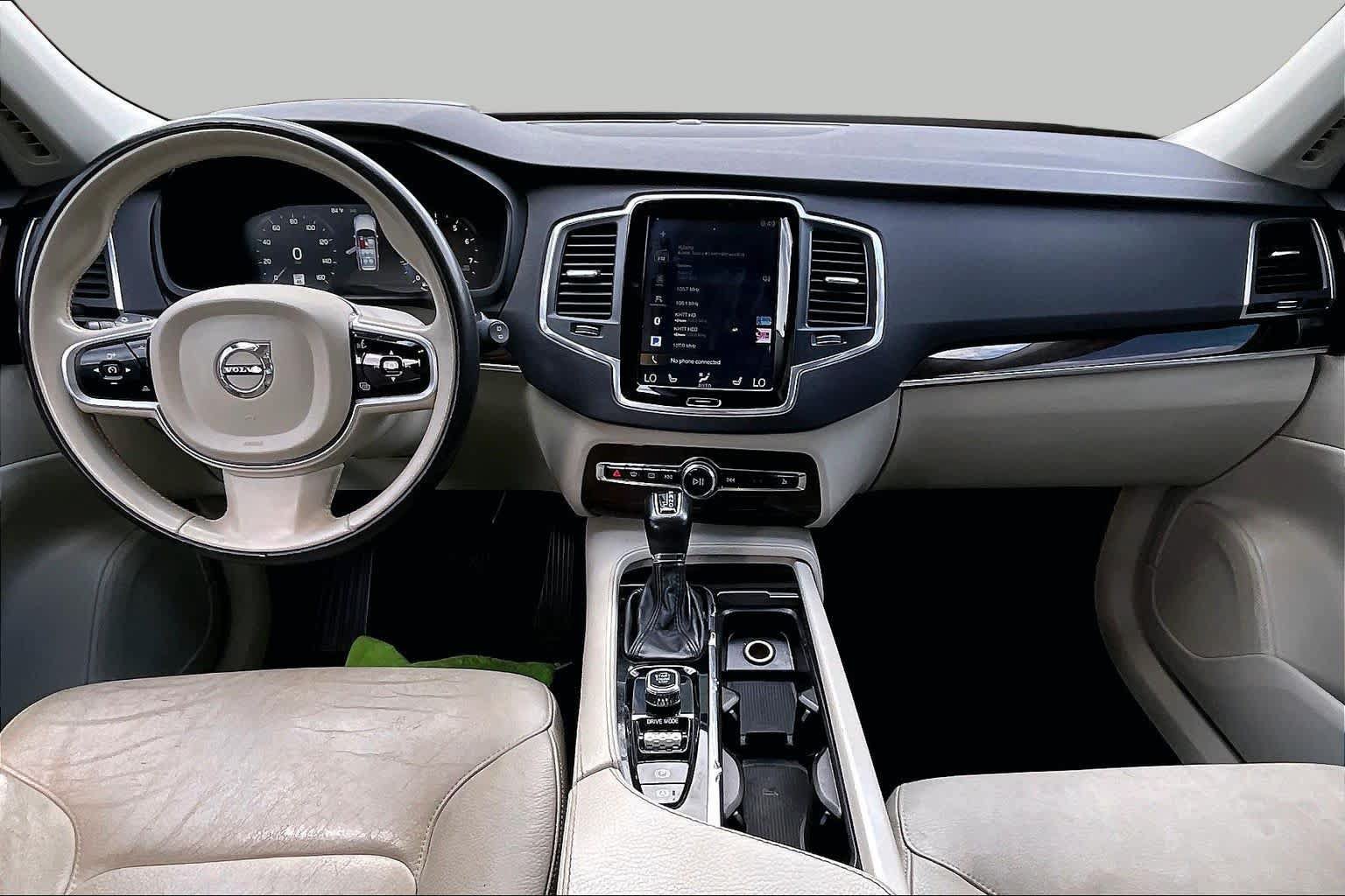 Used 2019 Volvo XC90 T6 Momentum w/ Advanced Package AWD/4WD image 15