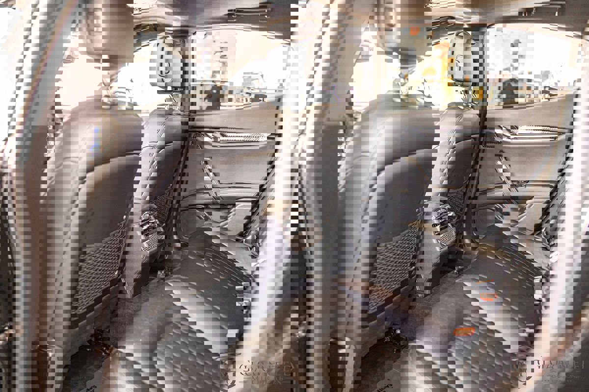 Used 2020 Maserati Ghibli image 32