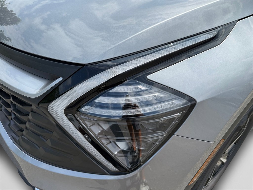 New 2025 Kia Sportage LX image 22