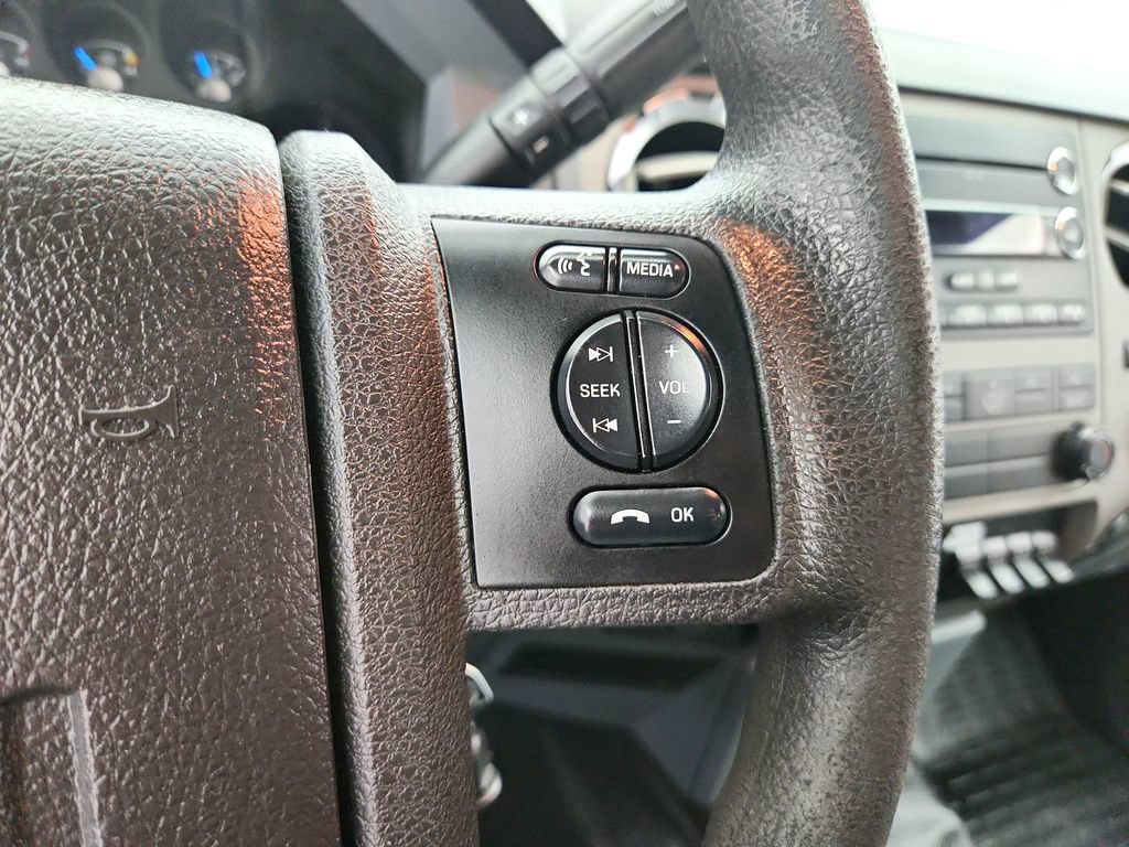 Used 2016 Ford F250 XLT w/ FX4 Off-Road Package AWD/4WD image 17