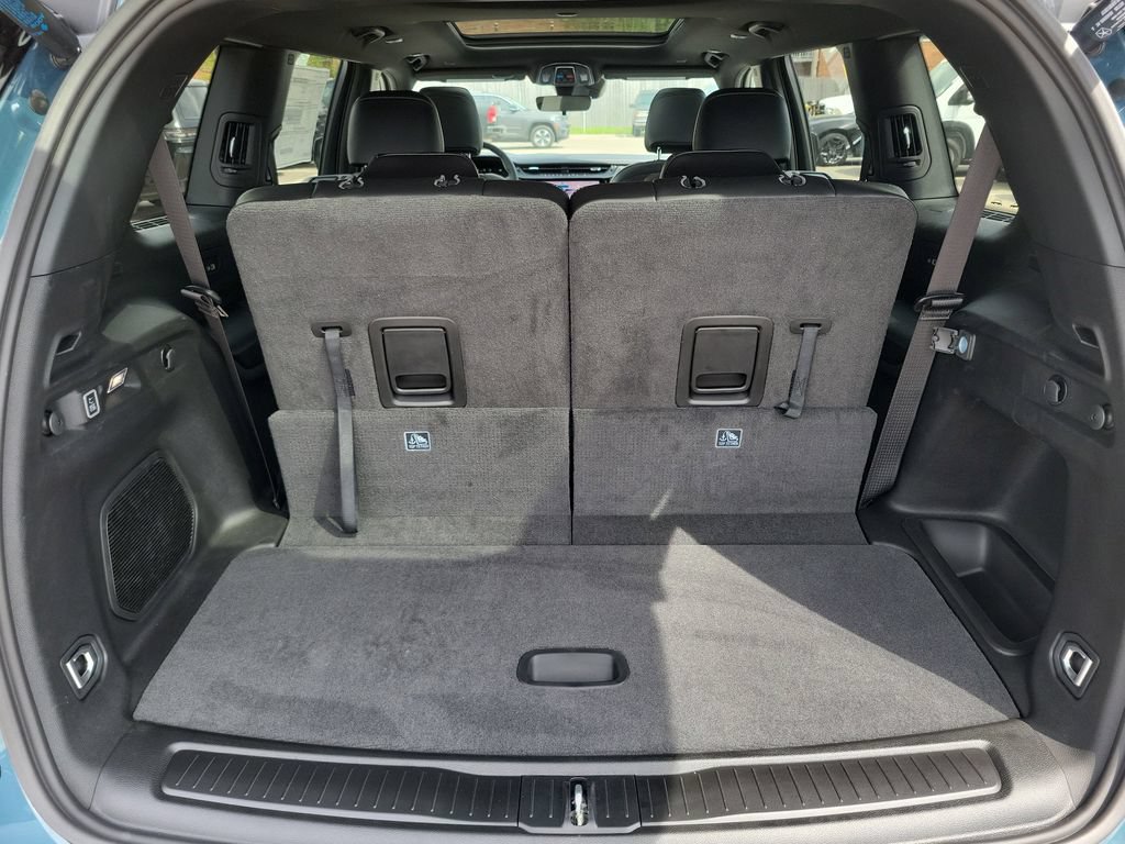 New 2026 Jeep Grand Cherokee L Limited w/ Limited Altitude Package AWD/4WD image 6