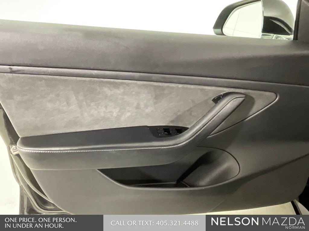 Used 2019 Tesla Model 3 Standard Range Plus image 16