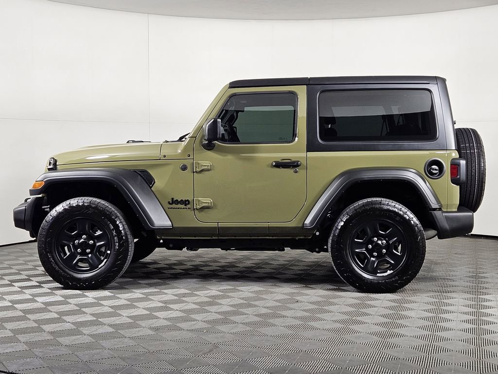 Used 2026 Jeep Wrangler Sport AWD/4WD image 3