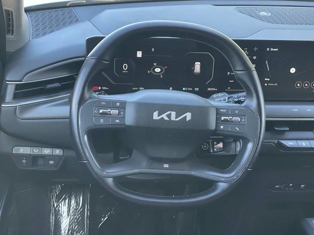 Used 2024 Kia EV9 Light Long Range RWD image 7
