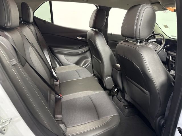 Used 2025 Buick Encore GX Preferred image 17