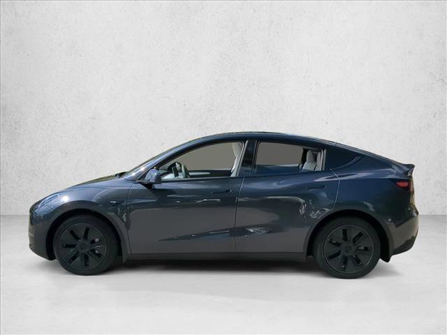 Used 2025 Tesla Model Y Long Range image 9