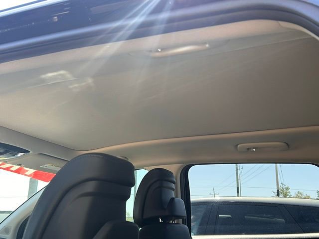 Used 2025 Kia Sportage SX image 46