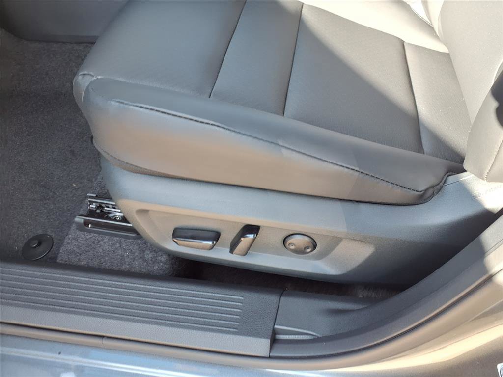 New 2026 Nissan Rogue SV image 13