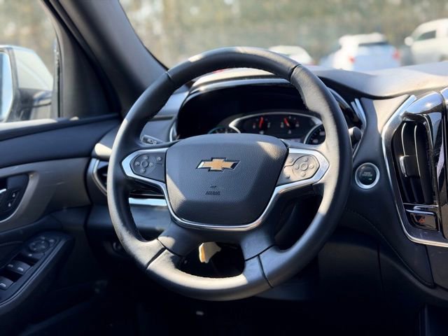 Used 2024 Chevrolet Traverse LT FWD image 21