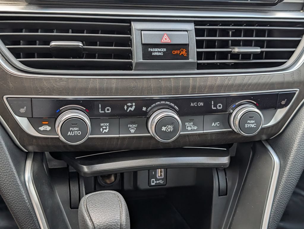 Used 2018 Honda Accord EX image 21