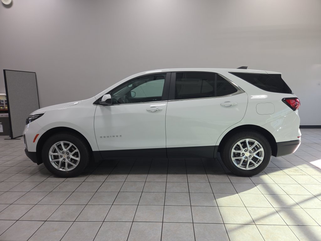 Used 2024 Chevrolet Equinox LT AWD/4WD image 9