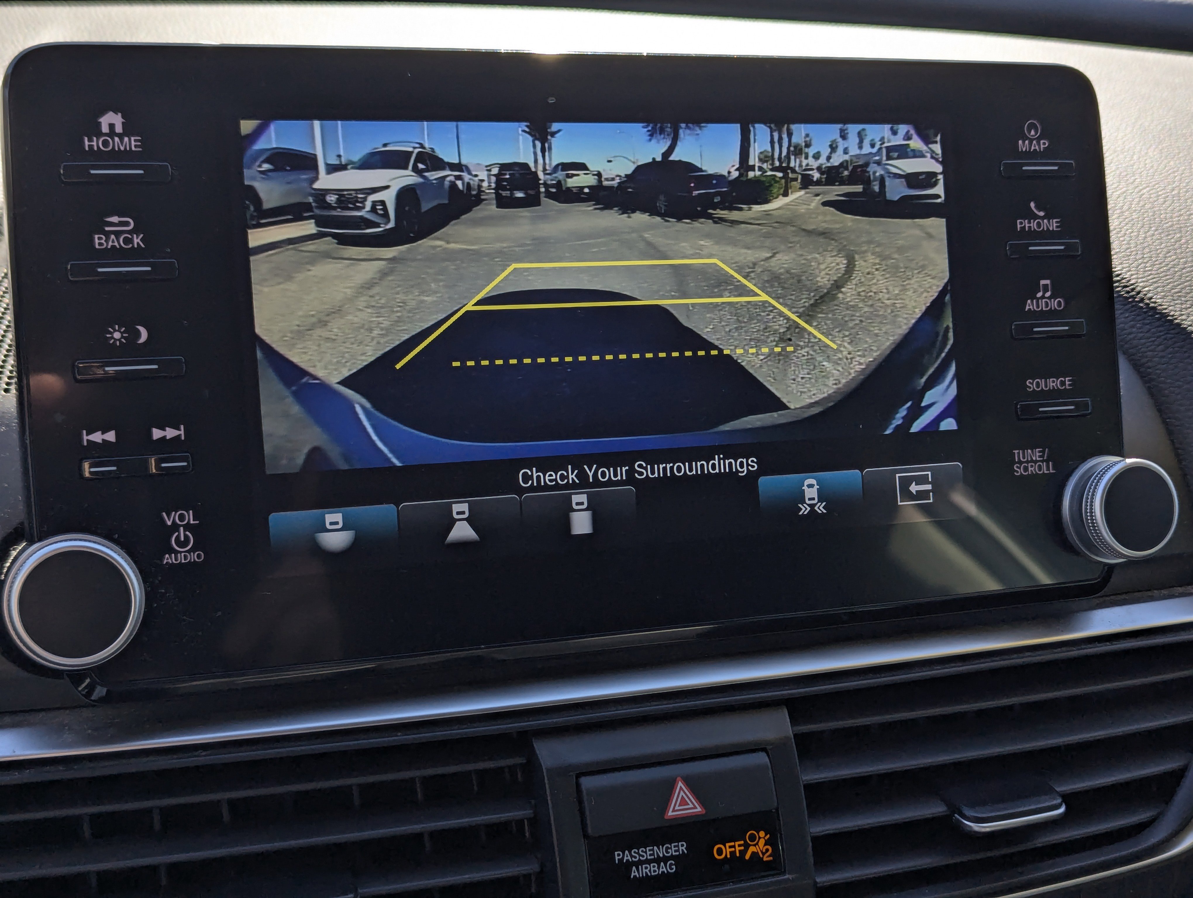 Used 2022 Honda Accord Touring image 11