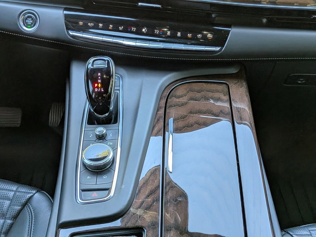 Used 2022 Cadillac Escalade ESV Sport Platinum w/ Heavy-Duty Trailer Package image 23