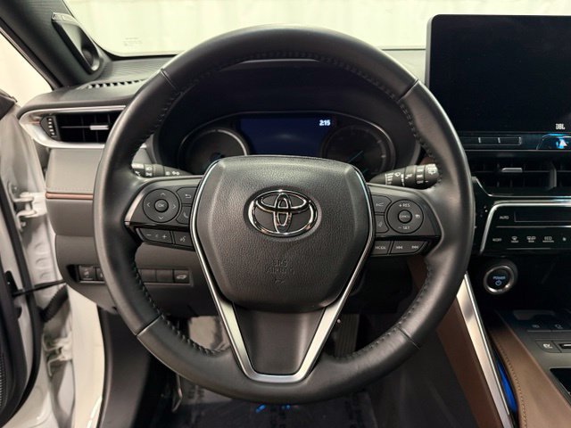 Certified 2023 Toyota Venza XLE AWD/4WD image 13
