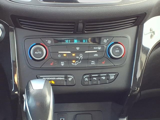 Used 2019 Ford Escape Titanium image 16