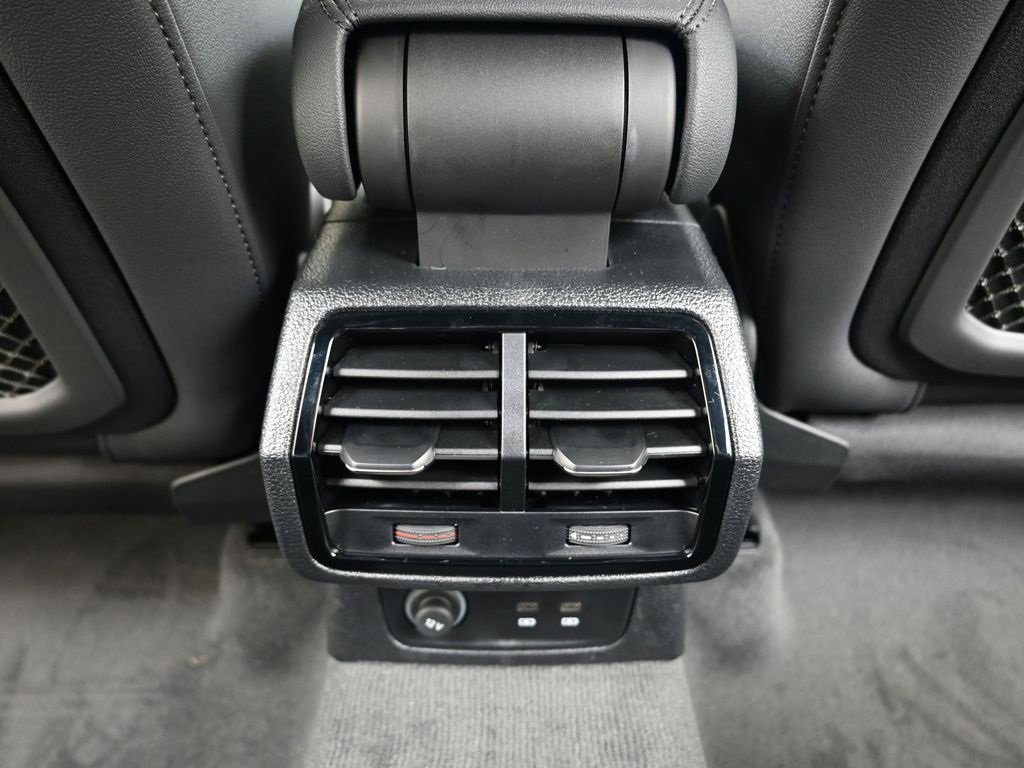 New 2025 Audi Q3 2.0T Premium image 17