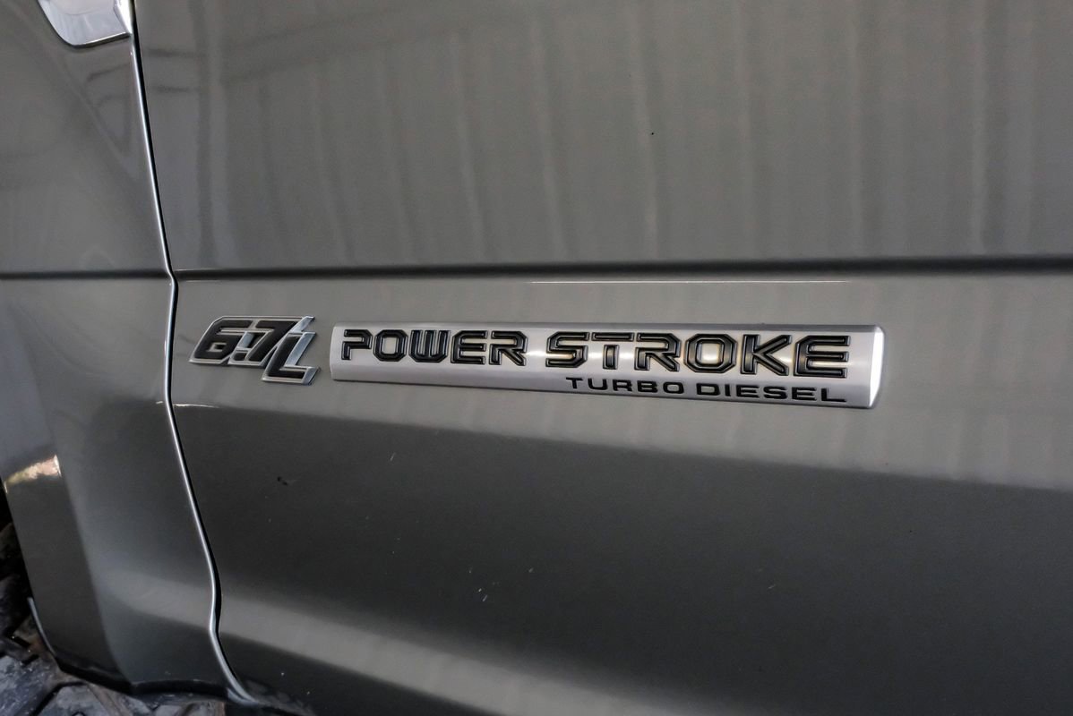 Used 2019 Ford F250 Platinum w/ Platinum Ultimate Package AWD/4WD image 54