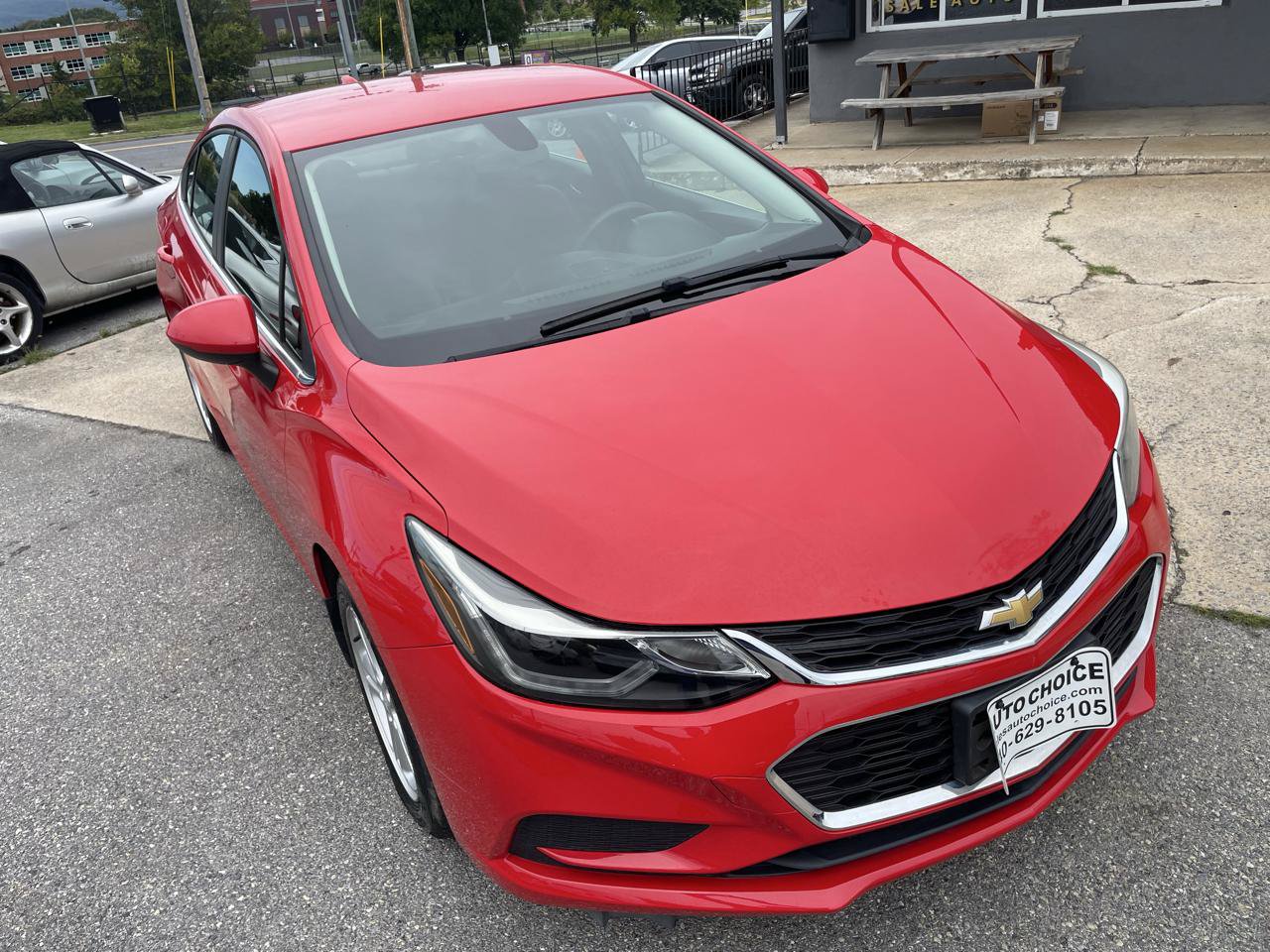 Used 2018 Chevrolet Cruze LT FWD image 20