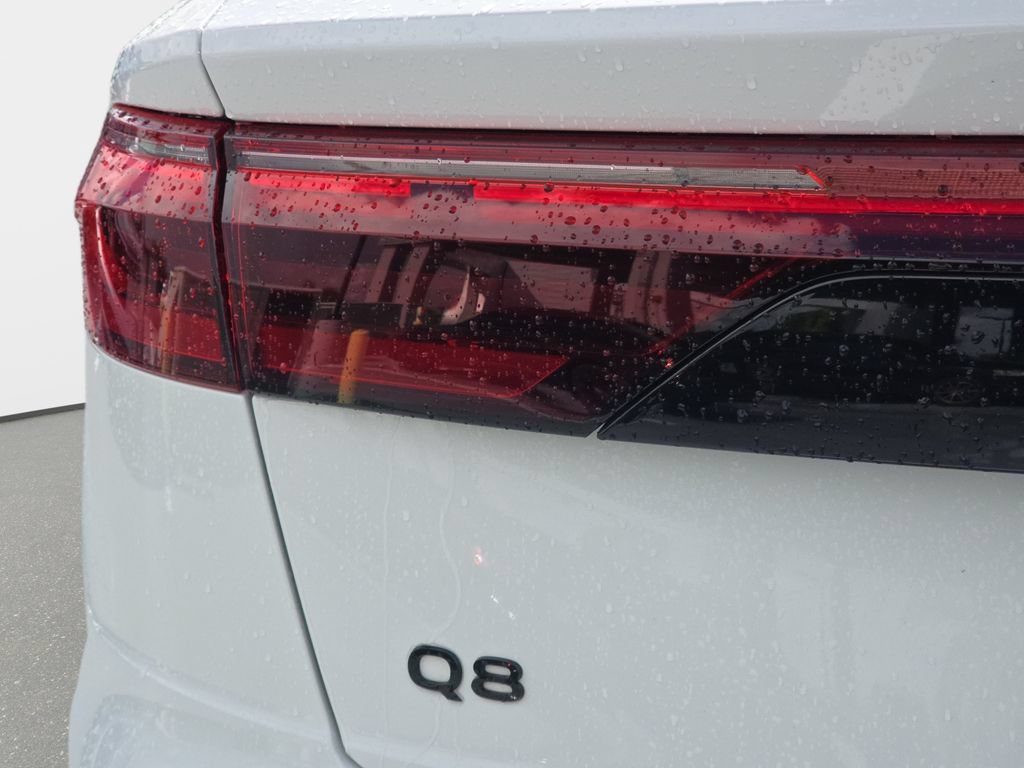 Used 2025 Audi Q8 Premium Plus w/ Premium Plus Package AWD/4WD image 28