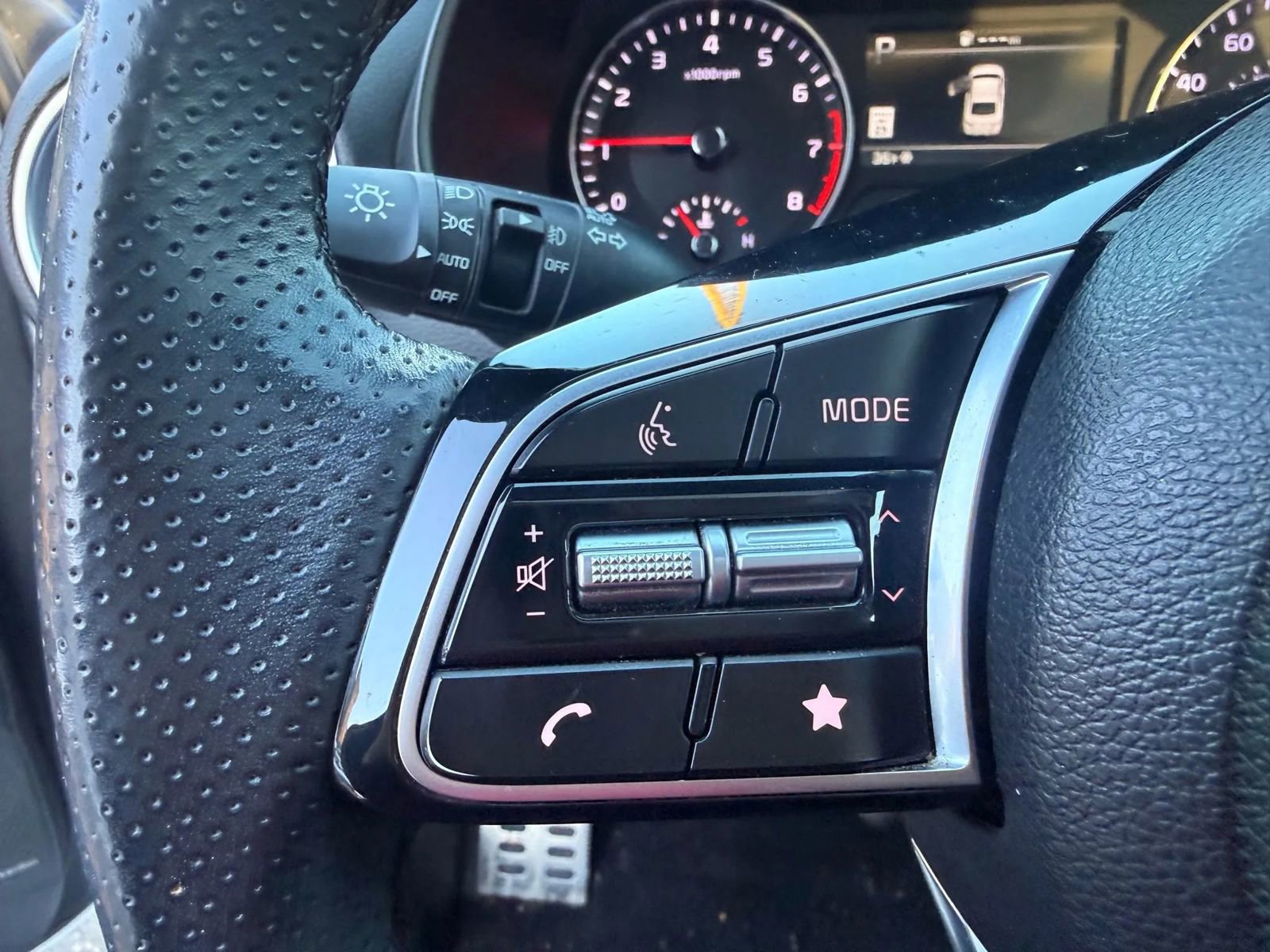 Used 2024 Kia Forte GT-Line w/ GT-Line Premium Package image 15