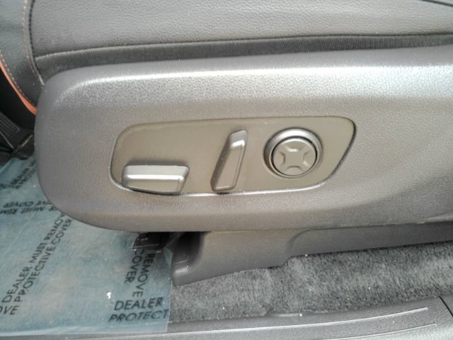 Used 2024 Kia Carnival SX Prestige image 17