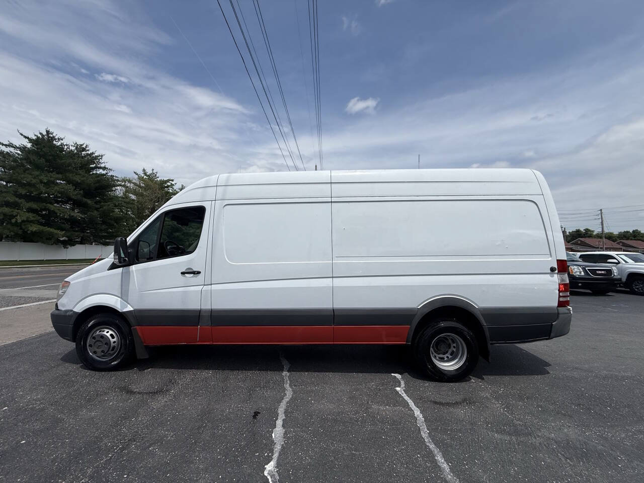Used 2012 Mercedes-Benz Sprinter 3500 image 4
