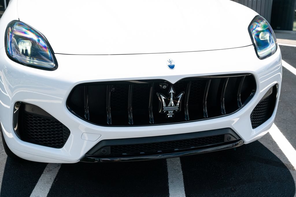 Used 2023 Maserati Grecale Modena AWD/4WD image 5