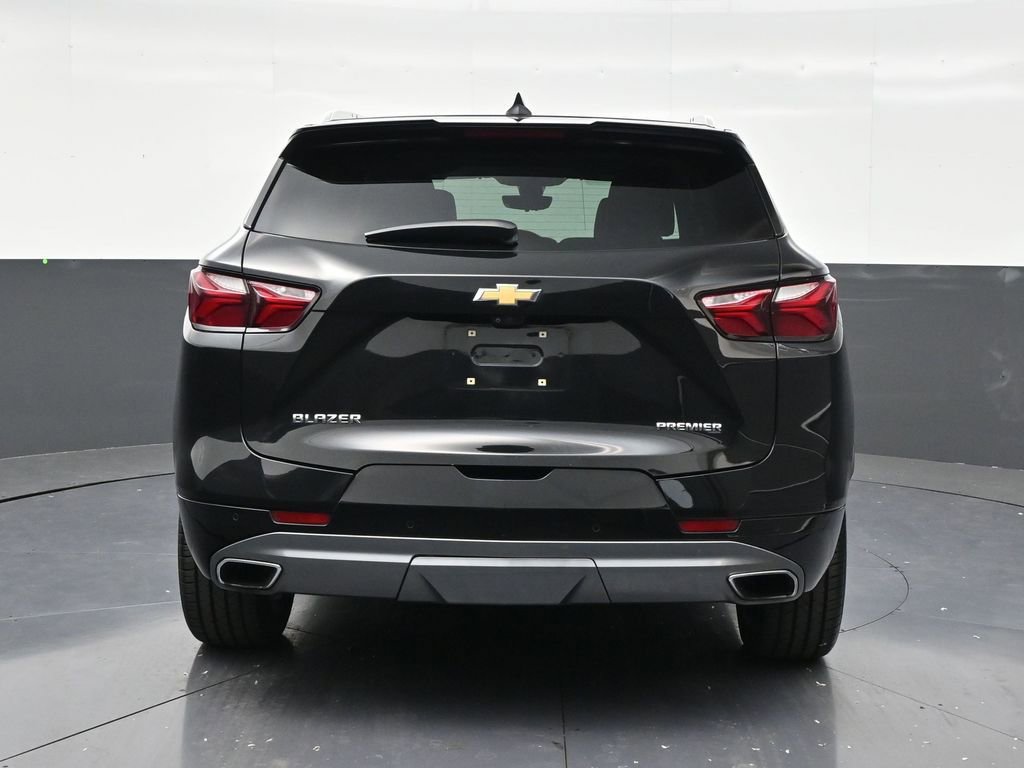 Used 2019 Chevrolet Blazer Premier w/ Sun and Wheels Package FWD image 4