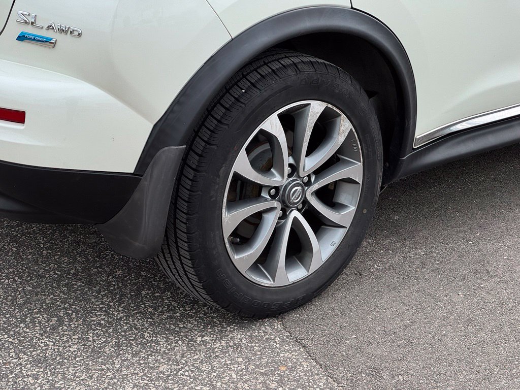 Used 2012 Nissan Juke SL w/ Chrome Pkg AWD/4WD image 39