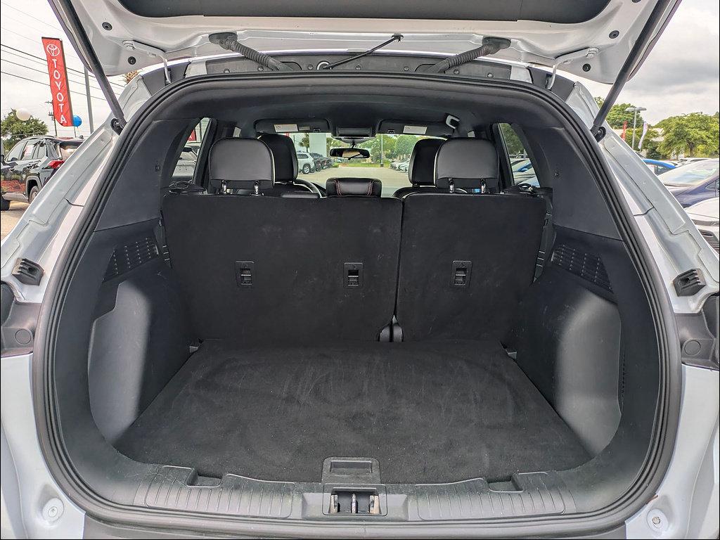 Used 2025 Ford Escape ST-Line FWD image 30
