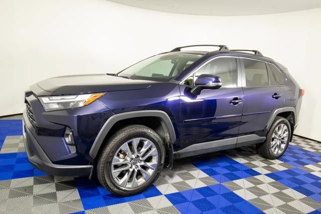 Used 2025 Toyota RAV4 XLE Premium FWD image 2
