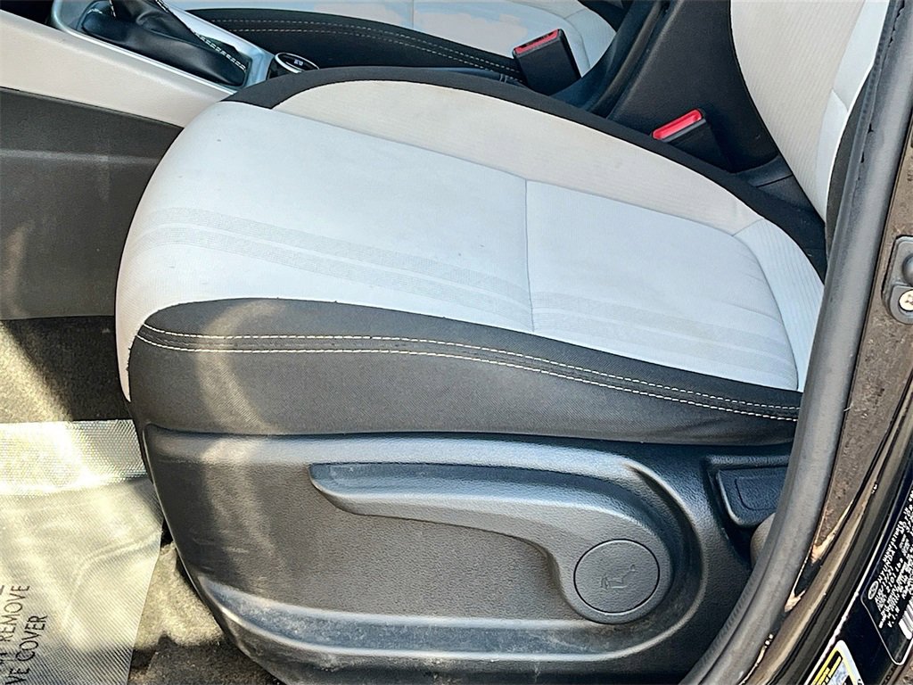 Used 2022 Hyundai Venue SEL w/ Cargo Package image 18